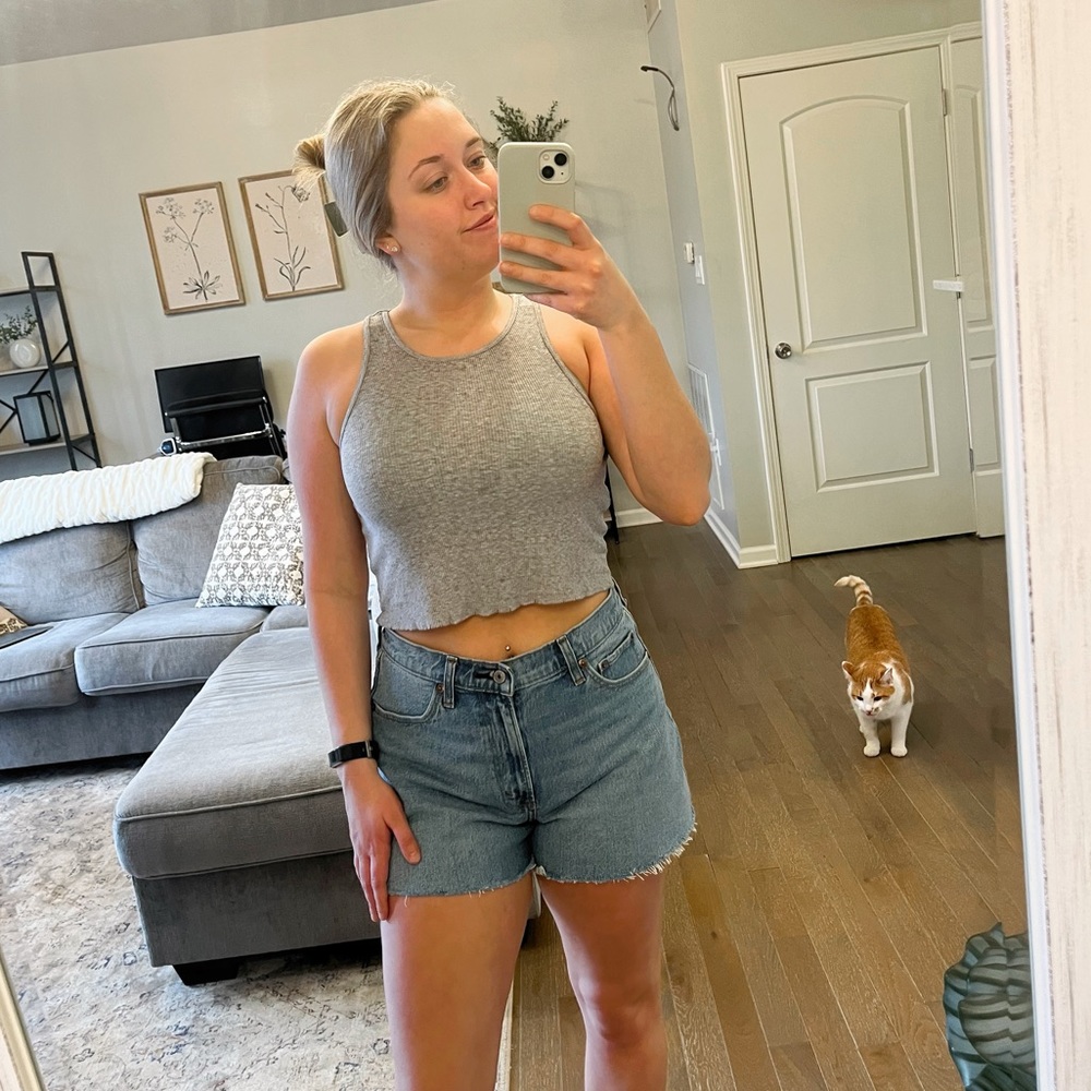 Cropped Urban Outfitters Tank